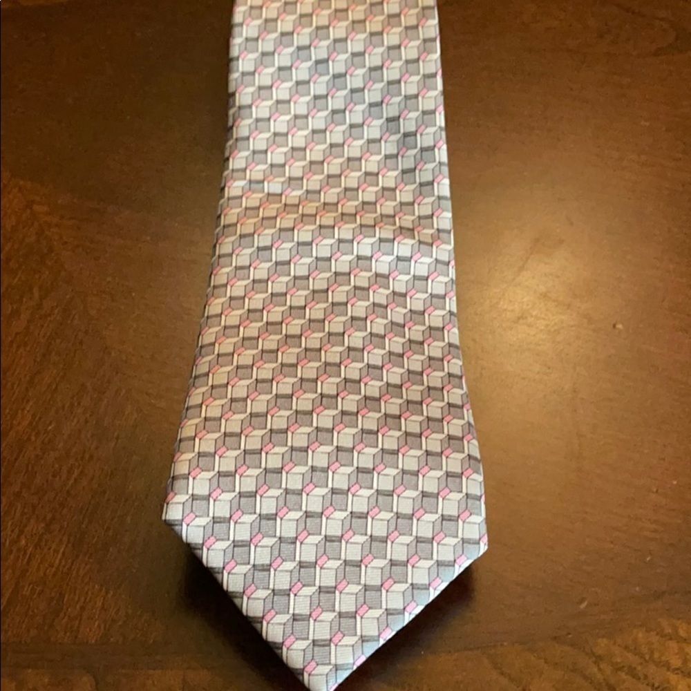 NWT Michael Kors necktie 100% silk grey pink